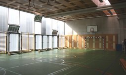 Sporthalle der Philipp Neri Schule mit Sport- und Turnelementen | © Caritas München und Oberbayern